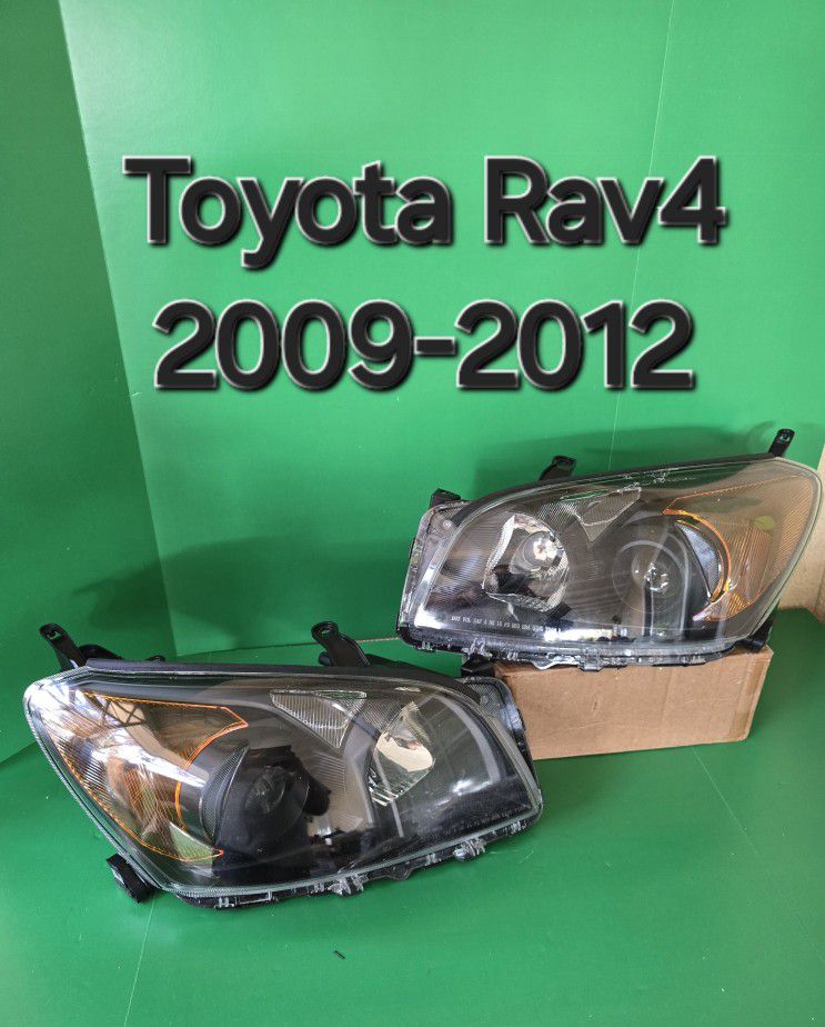 Toyota Rav4 2009-2012 Headlights 