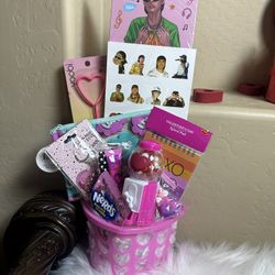 Valentine’s Gift Basket 