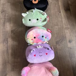 Lot of 5 Valentines stackable valentines squishmallow 