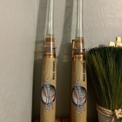 COLLECTIBLE BATS 