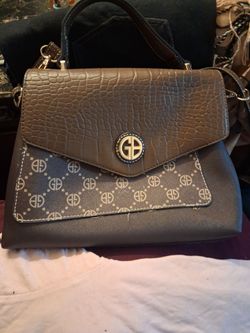 G&B