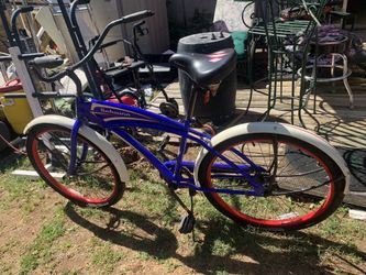 Shcwinn legacy cruisers. Rare items