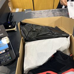 Jordan 6 Retro “Infrared Salesman” Size 11