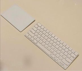Apple Magic Keyboard & Magic Trackpad Set (Lightning)