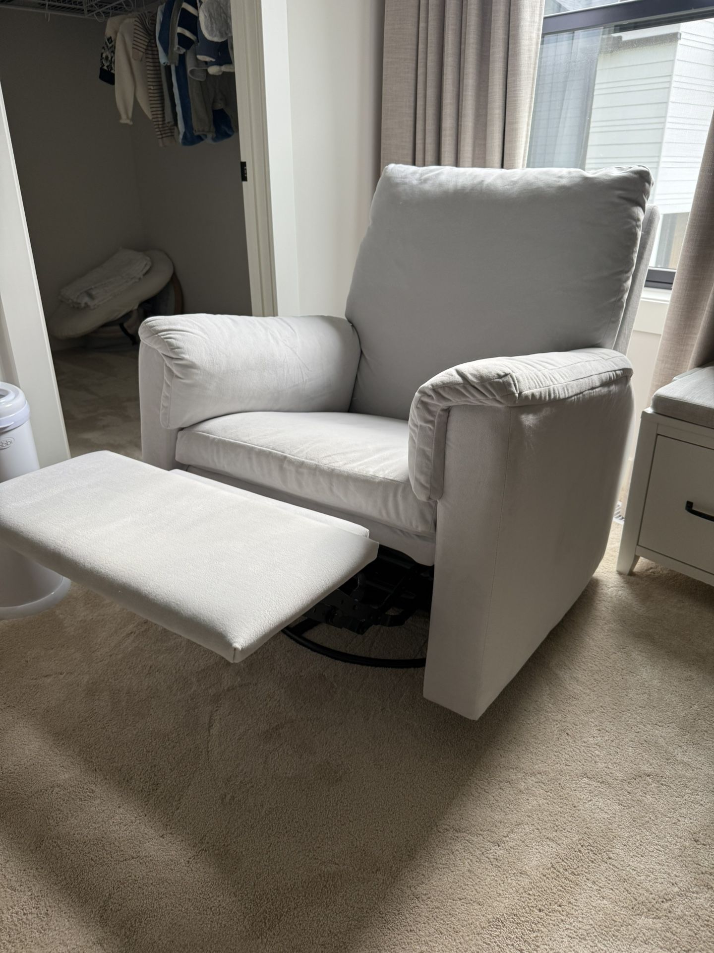 Pottery Barn Nursing Recliner / Glider