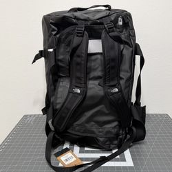 The north face duffel waterproof size L