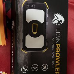 Lion Prowler Power Bank With Wireless Charger