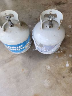 Blue Rhino Propane Tanks – Set of 2