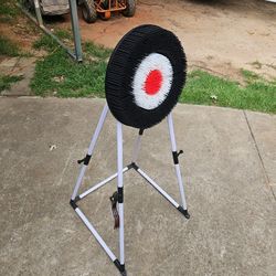 Hatchet Throwing Game