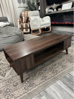 Brown rectangular Coffee Table