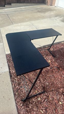 L shaped desk