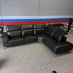 Sectional Sofa 