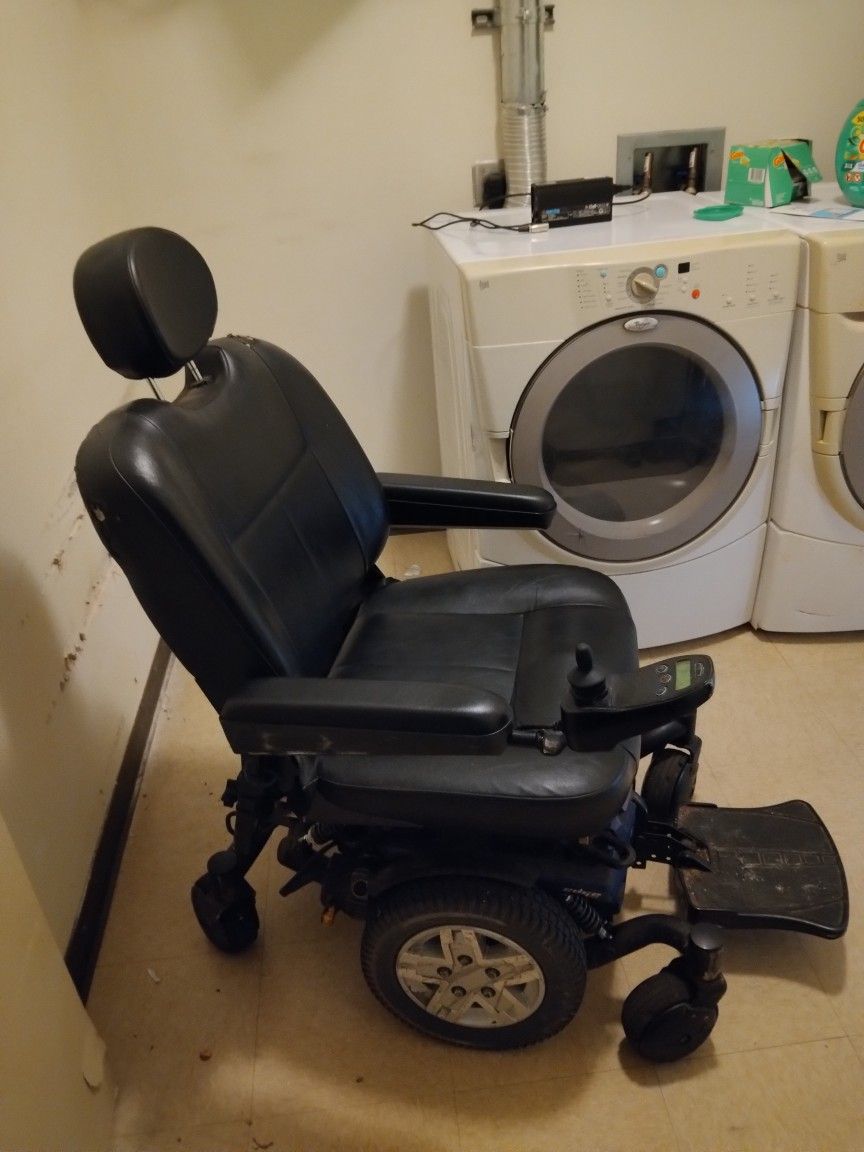 Quantum Electrical Wheelchair 