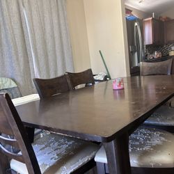 Kitchen Table And Chairs
