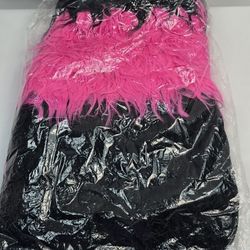 💖 FunTasma Yeti Boot Sleeves – Black & Neon Pink Faux Fur – New in Package 👢
