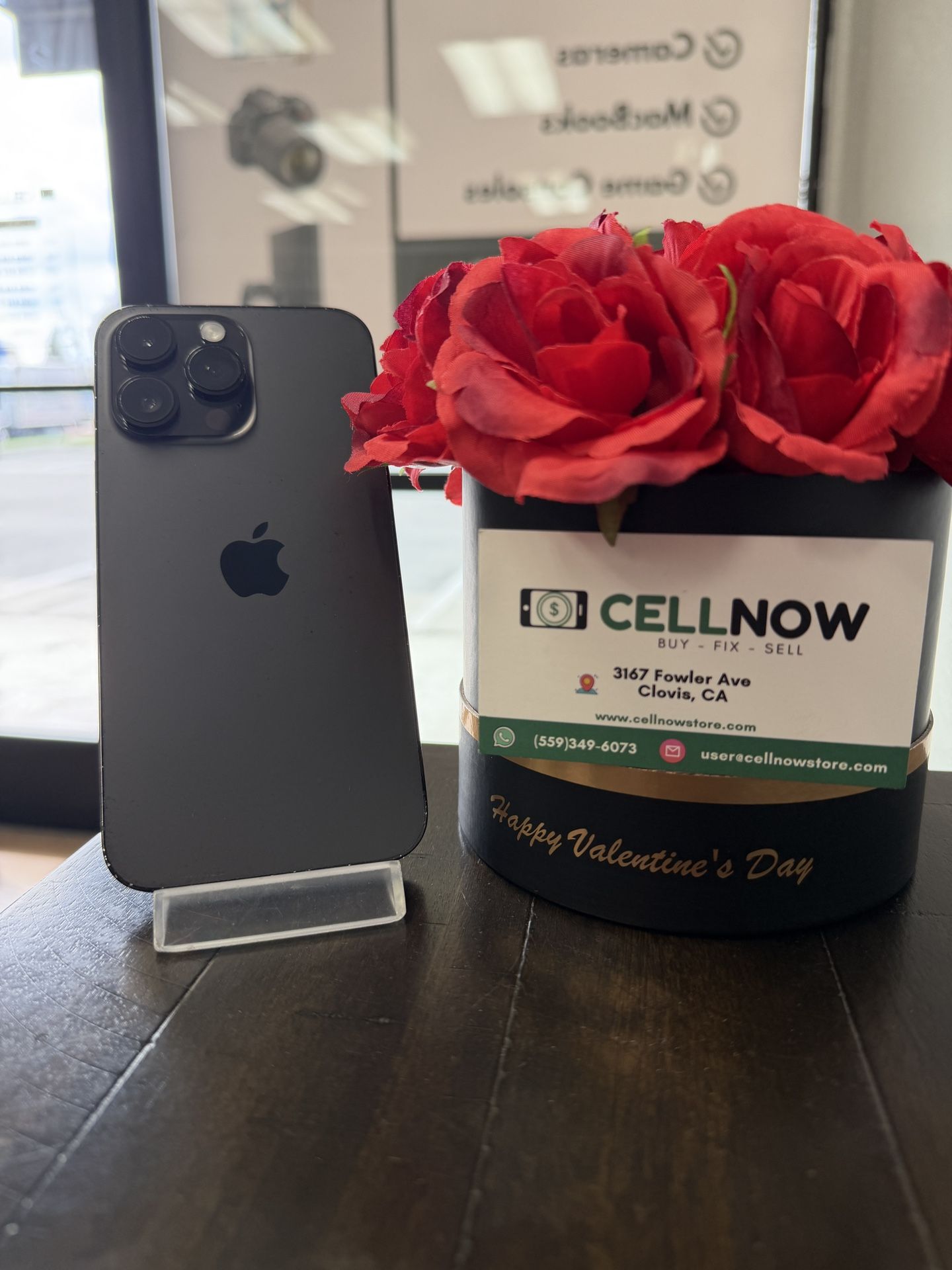 Valentine’s Sale! 🌹❤️ iPhone 14 Pro Max Unlocked 256GB - Black