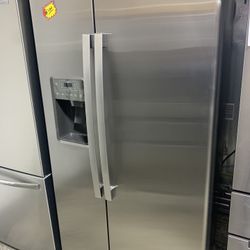 Refrigerator Stainless Steel - Great Deal! Take It Today For Zero Down Pay In 3 Months With No Interest Ask For Details!