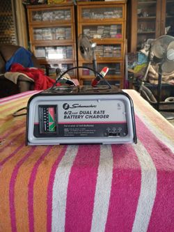 Schumacher 6/2 amp DUAL RATE BATTERY CHARGER