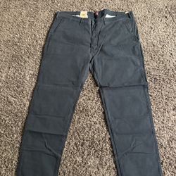 Men’s Levi’s XX Chino standard taper stretch size 46X 34