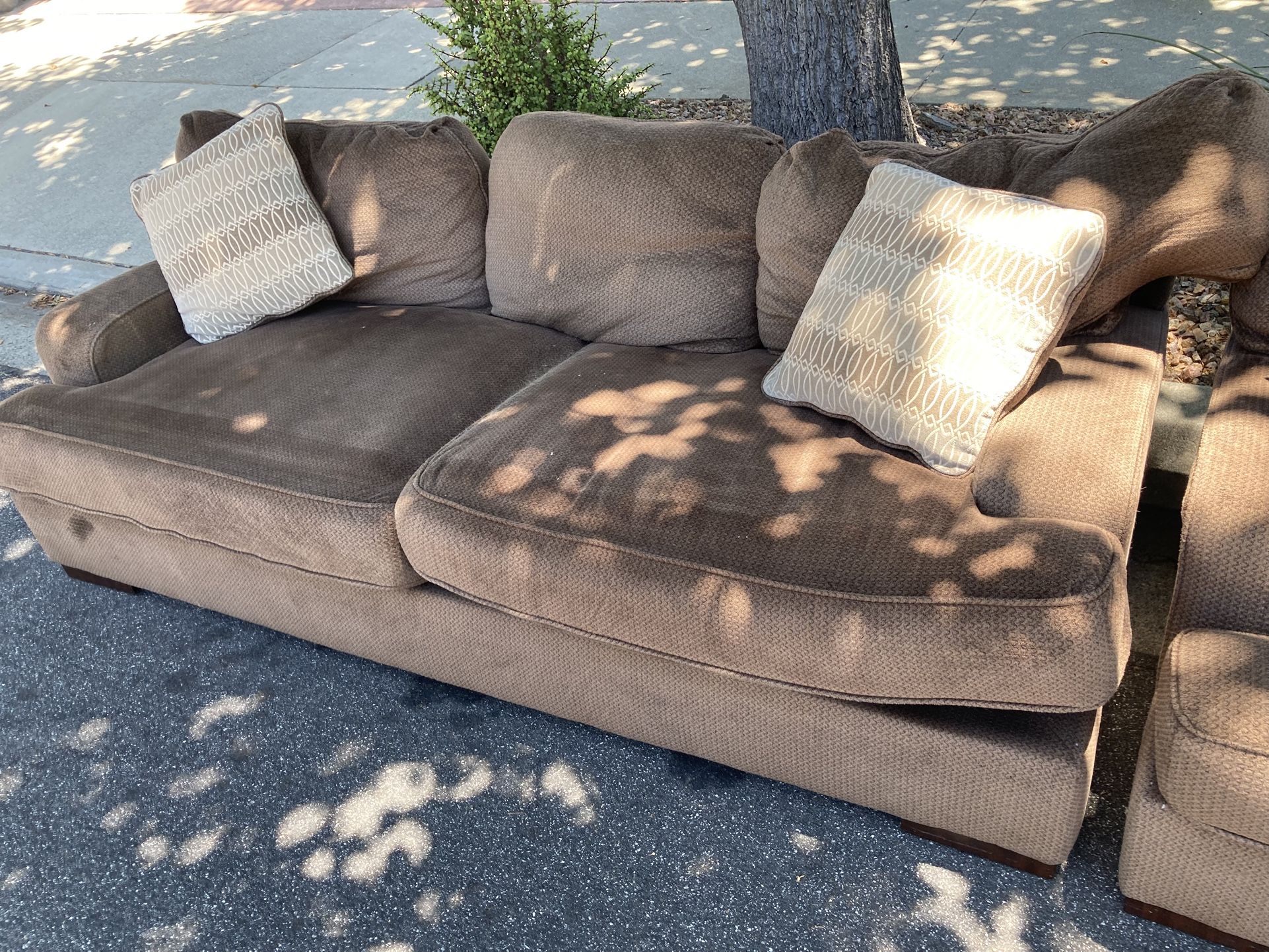 Free Sofa Loveseat And Recliner