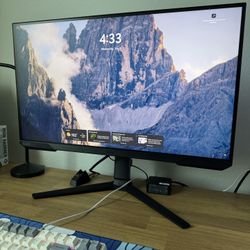 Samsung Odyssey 27 in. QHD Monitor