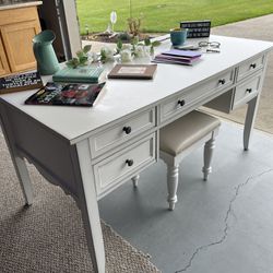Office Desk/Vanity