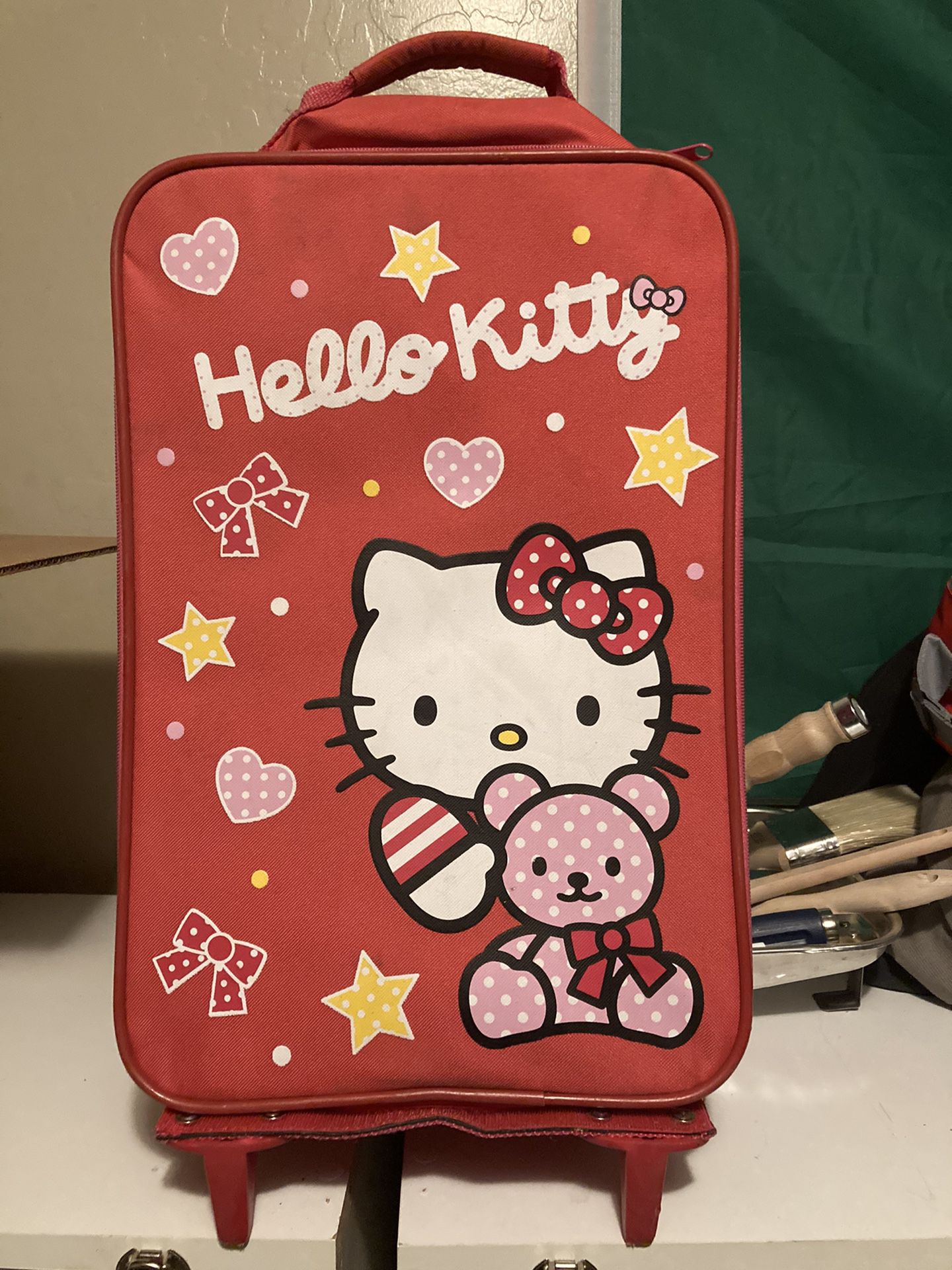 Hello kitty Suit case