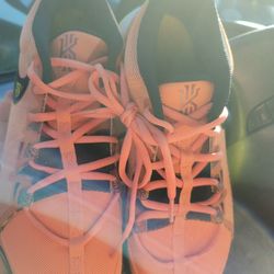 Kyrie Nike 9.5 Men's 