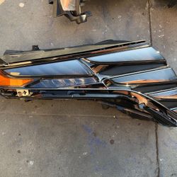 2022-2023 Hyundai Tucson Headlight Right Side Oem