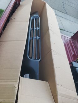 Lower Valance