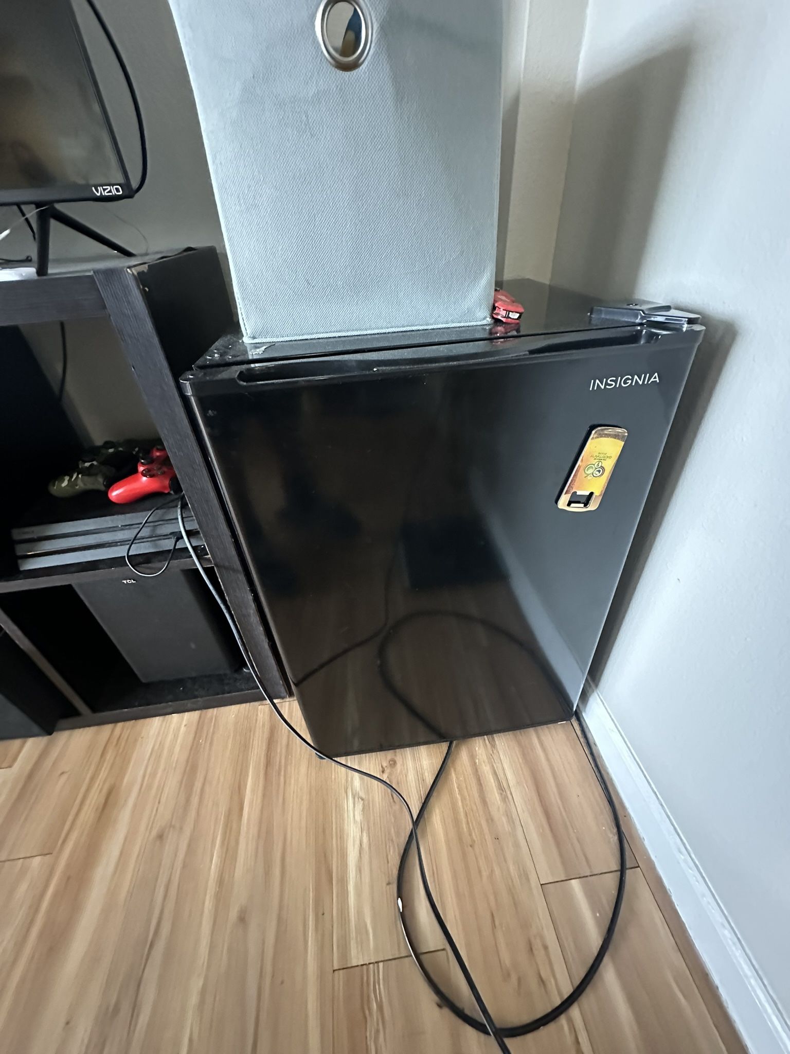 Mini fridge