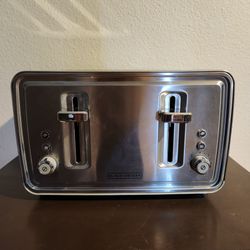 Black + Decker 4 Slice Toaster