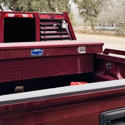 Headache Rack With Toolbox. Fits 2014-2018 Silverado/Sierra Short Bed Box.