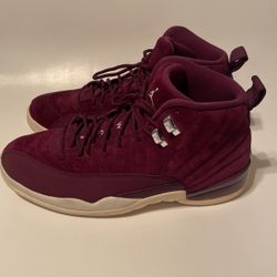 Jordan 12 Bordeaux 