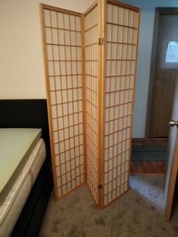 Room divider