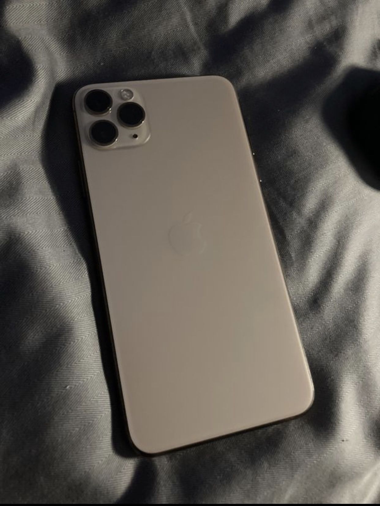 iPhone 11 Pro Max unlocked