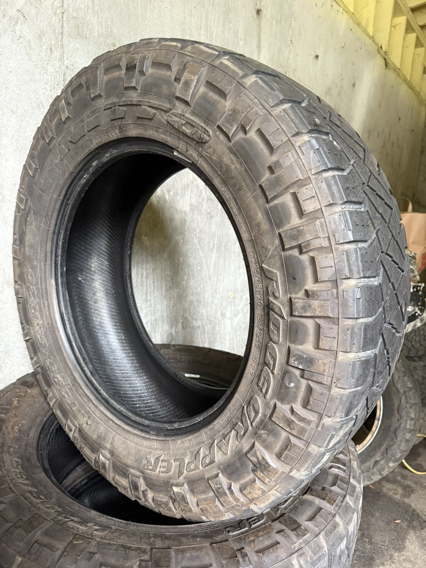 NITTO RIDGE GRAPPLER 296/65/20