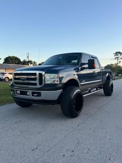2005 Ford E-350