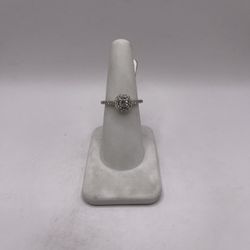 14kt Gold Diamond Engagement Style Ring 