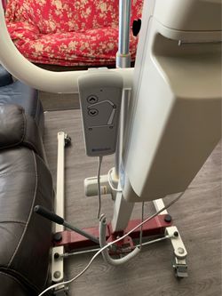 Lumex Electric Hoyer Lift