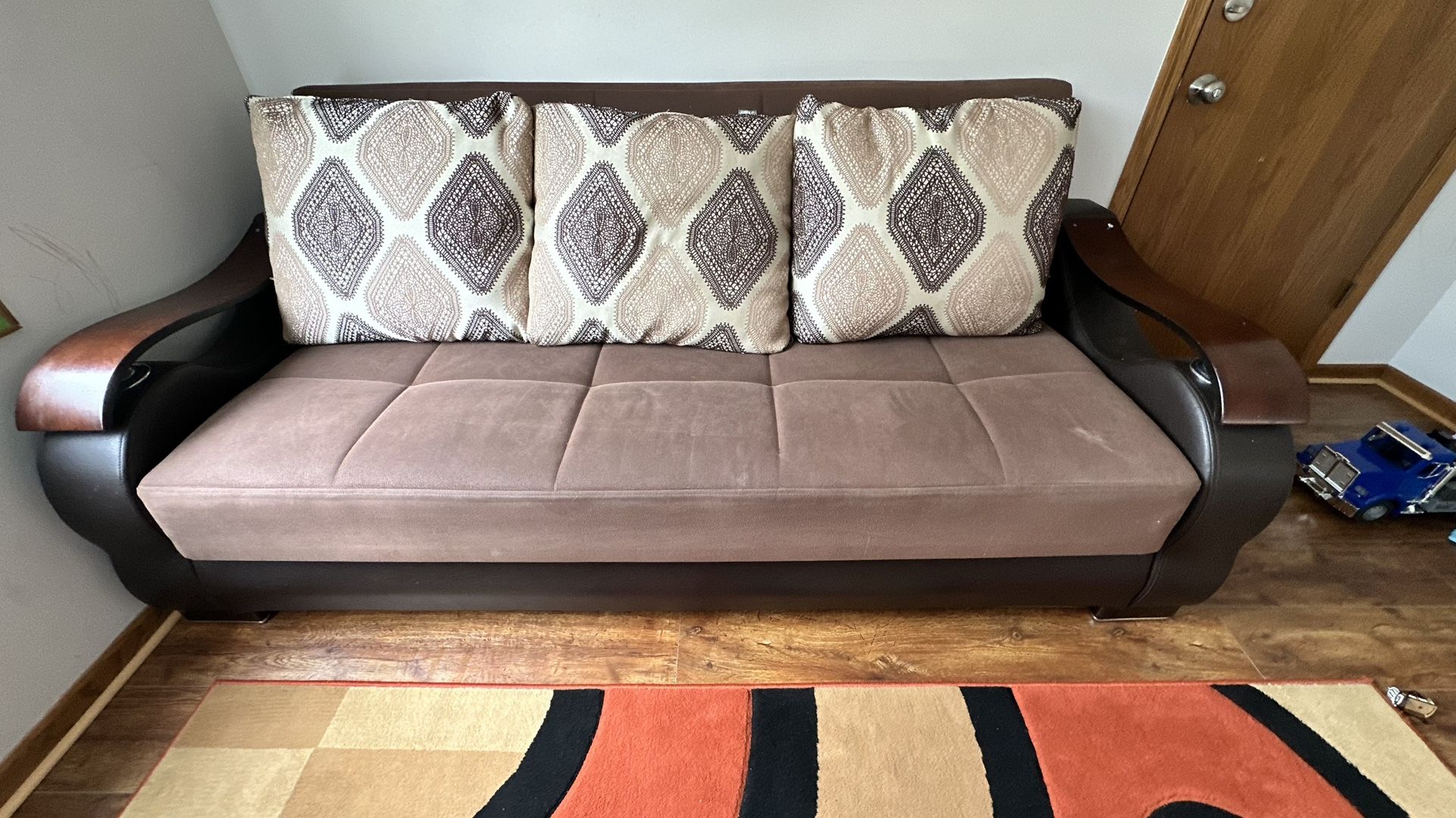 2 High-Quality Turkish Sofas