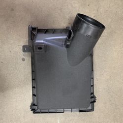 2003 Audi A4 1.8T OEM Intake Air box