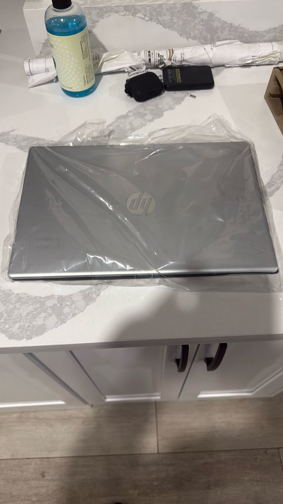 Hp Laptop With Accessories Included !!!