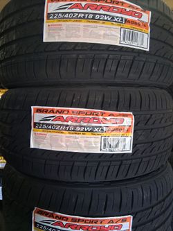 225-40-18 !!! ARROYO SPORT A/S !!! $290 LAS 4 LLANTAS MONTADAS Y BALANCEO INCLUIDO 👌
