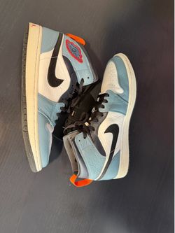 Men Jordan 1 size 12