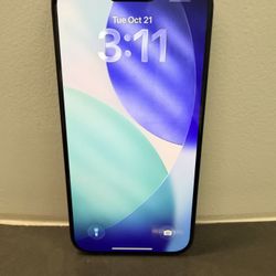 IPhone 15 Pro  256GB,  Pristine Amazing Condition! (AT&T Or Cricket)  Hablo Espanol.