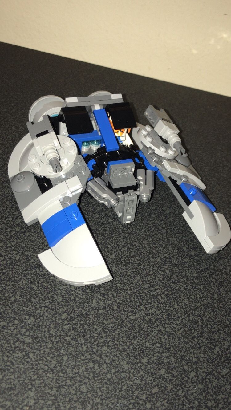 Lego Star Wars 332nd Hover Tank Alternate Build Set 75359