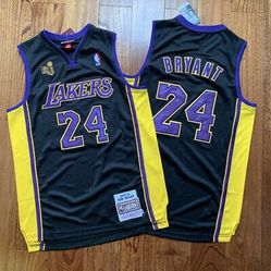 Kobe Bryant Trophy Jersey 