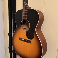 Martin 000-17 Whiskey Sunset Acoustc Guitar
