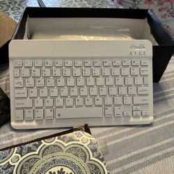 Micro Self Powered Keyboards 